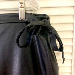 Vegan leather skirt, Anne Klein, faux leather pencil skirt